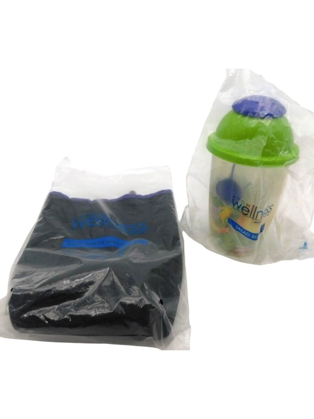 NEW SEALED Avon Wellness Salad Blender & Insulated Bag Vintage